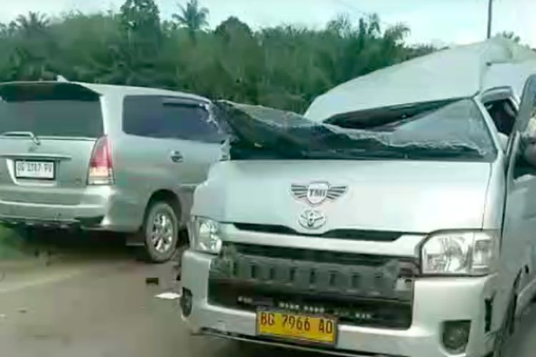 Travel Hiace Tabrakan dengan Truk di Muba, 4 Penumpang Tewas dan Sopir Truk Kabur