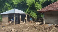 18.140 Ton Beras Disalurkan untuk Penanganan Pascabencana Banjir Bandang di Buleleng