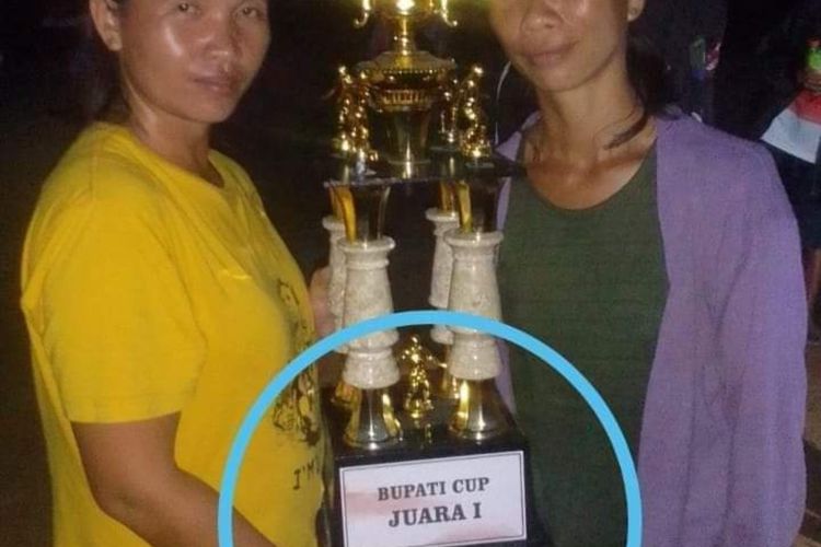 Turnamen sepak bola tarkam di Kecamatan Sembakung Atulai, Nunukan, Kaltara diwarnai protes pemenang lomba. Hadiah utama yang seharusnya Rp 25 juta hanya diberikan Rp 10 juta