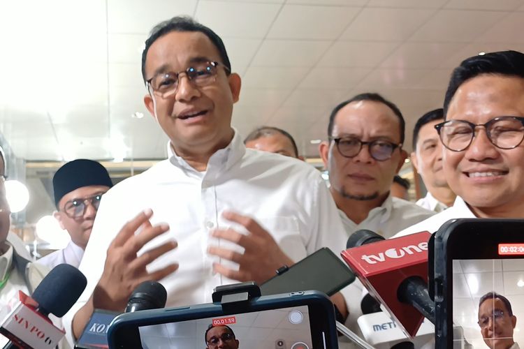 Calon presiden (Capres) nomor urut 1 Anies Baswedan menyebut calon wakil presiden (Cawapres)-nya Muhaimin Iskandar dan Cawapres Nomor urut 3 Mahfud MD kompak menjaga Marwah debat Pilpres 2024, Minggu (21/1/2024).