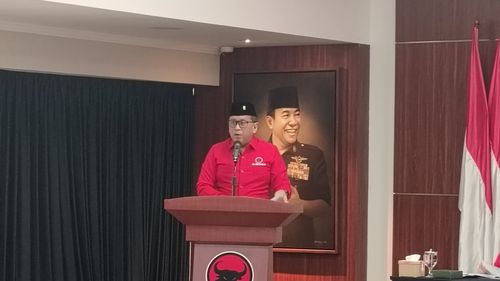 Hasto Minta Kepala Daerah dari PDI-P Ikuti Visi Misi Prabowo-Gibran