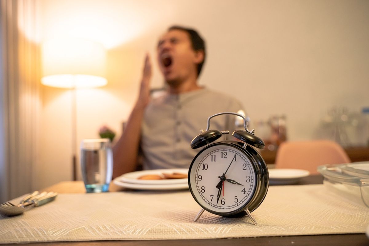 Sahur Sebelum Imsak: Anjuran dan Tantangan Bangun di Waktu Dini Hari