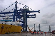 Crane Rp 450 Miliar Tiba, Pelabuhan Kualatanjung Siap Dibuka