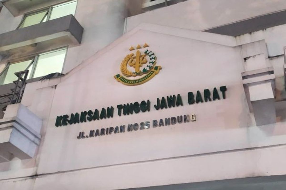 Kejaksaan Tinggi Jawa Barat. 