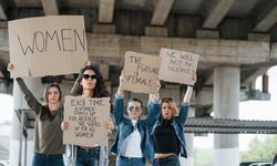 LinkedIn: Akses Perempuan terhadap Karier Hijau Masih Terbatas