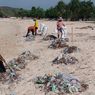 7,2 Ton Sampah Diangkut dari Kawasan Pantai Tanjung Aan NTB