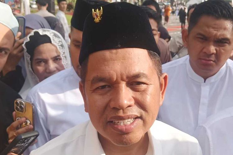 Dedi Mulyadi Ambil Alih Perbaikan Jembatan Cijurey Majalengka yang Ambruk