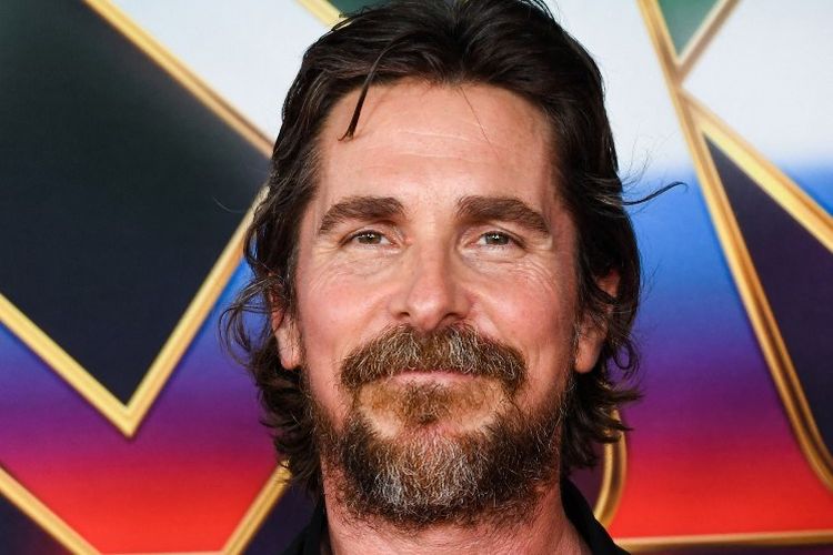 Aktor Christian Bale menghadiri pemutaran perdana film Thor: Love And Thunder di El Capitan Theatre, Los Angeles, California, pada 23 Juni 2022. 