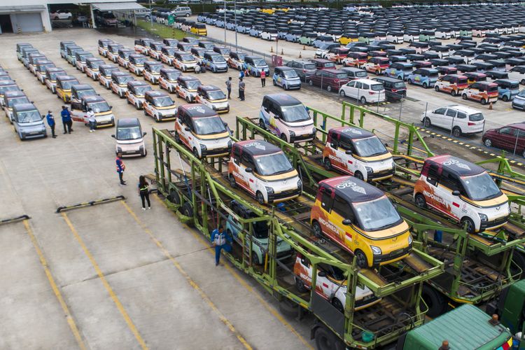 300 unit Air ev mulai diberangkatkan menuju Bali sebagai Official Car Partner KTT G20 dari fasilitas pabrik Wuling Motors di Cikarang, Jawa Barat