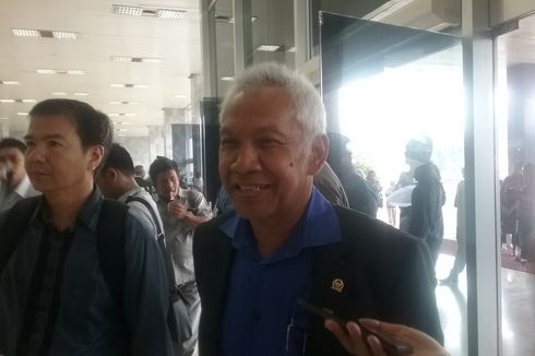 Pimpinan DPR Pilih Bertahan Setelah Kebakaran di Gedung Nusantara III