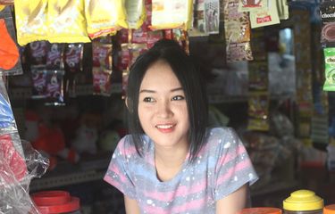 Kenapa Harus Malu, Warung Ini yang Bisa Menguliahkan Saya" Halaman ...