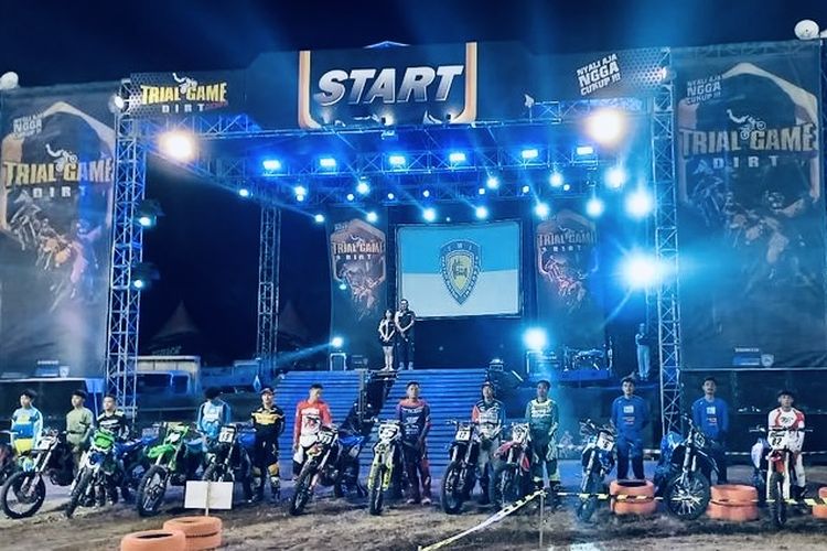 Kejuaraan motocross bergengsi bertajuk Trial Game Dirt 2023 yang sudah melalui lima kota yakni Solo, Lumajang, Purwokerto, Magelang dan Mojokerto.