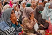 Warga Palembang Gelar Sholat Istisqa di Griya Agung, Ini Tata Caranya