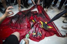 Bakar Bendera China saat Demo Hong Kong, Gadis Berusia 13 Tahun Ditahan