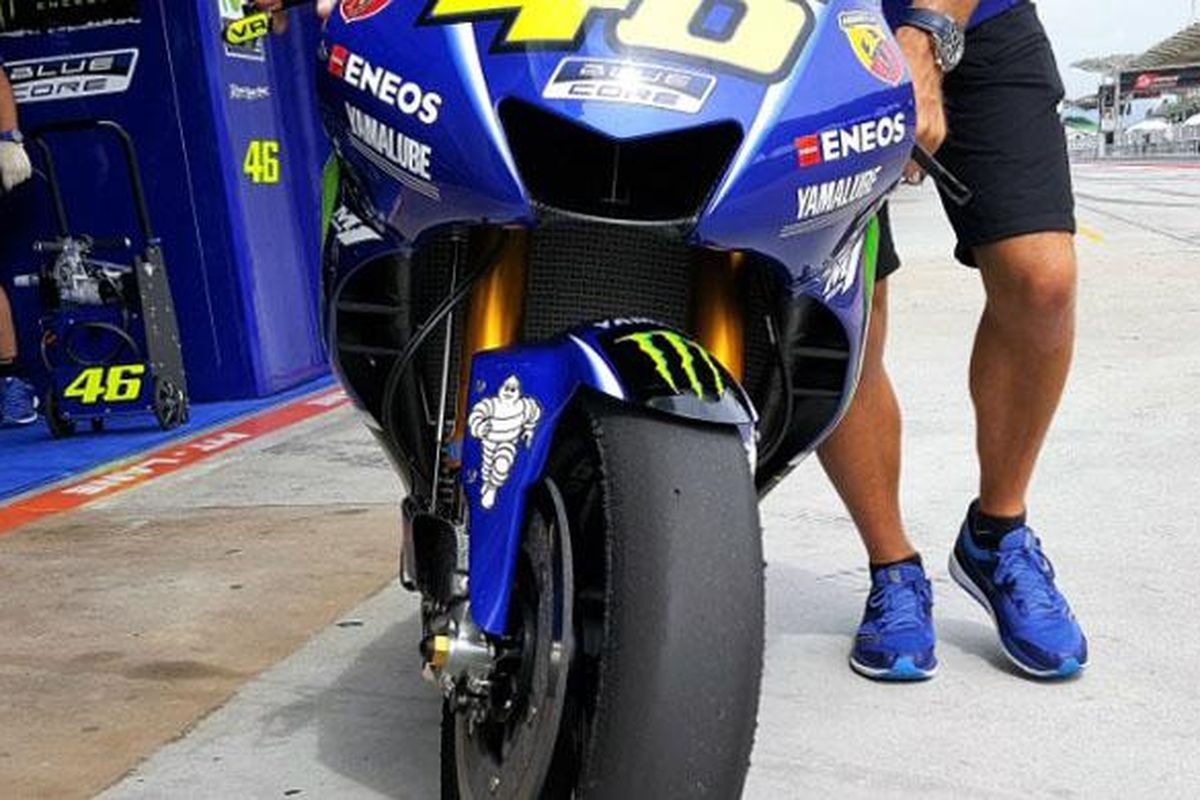 Winglet Yamaha yang tersembunyi di bagian dalam fairing.