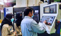 Pemerintah Buka Program Fasilitasi Magang Mahasiswa Vokasi, Simak 4 Syaratnya