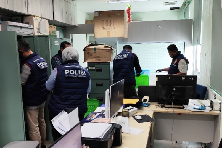 Polda Riau Geledah RSD Madani Terkait Dugaan Korupsi Anggaran, 323 Dokumen Disita