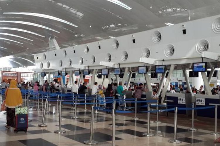 Check in counter, Bandar Udara International, Kuala Namu, Deli Serdang, Sumatera Utara.