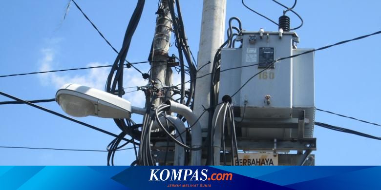 Gardu PLN di Cempaka Putih Terbakar