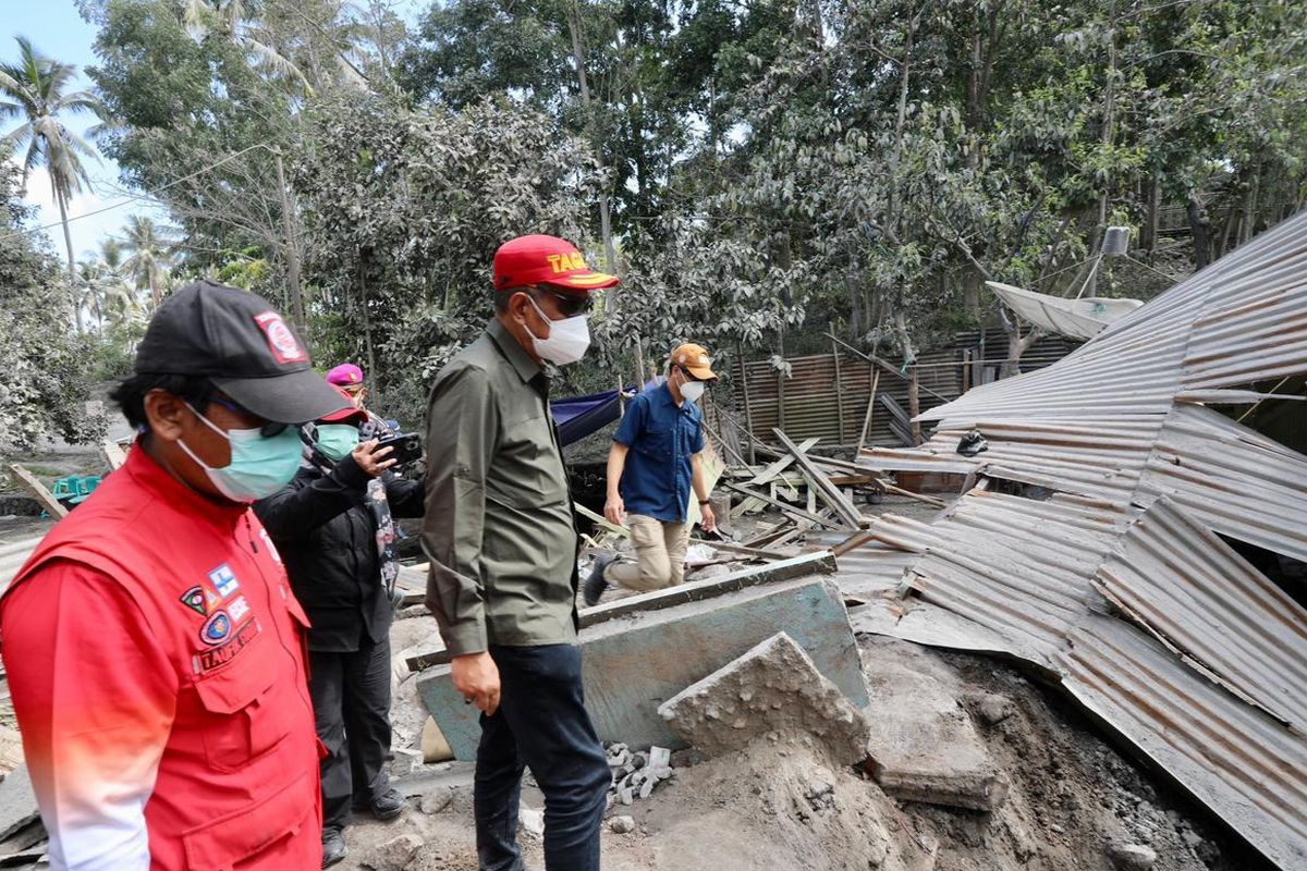 Temui Korban Erupsi Gunung Lewotobi, Wamensos Pastikan Semua Kebutuhan Dipenuhi