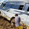 Penumpang Bus di Samosir Tewas Tertimbun Longsor     