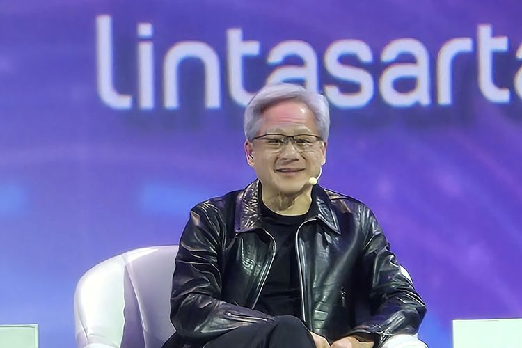 CEO NVDIA Jensen Huang saat menghadiri Indonesia AI Day di Jakarta, Kamis (14/11/2024).