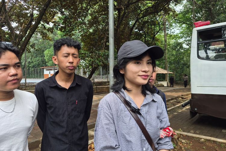 Dari Kalimantan ke Jakarta untuk Ikut Demo, 6 Mahasiswa Desak Karhutla Jadi Bencana Nasional