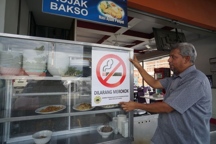 Malaysia mulai menerapkan aturan semua restoran dan kedai makan di Malaysia merupakan Area Bebas Rokok mulai 1 Januari 2019. (Shutterstock)