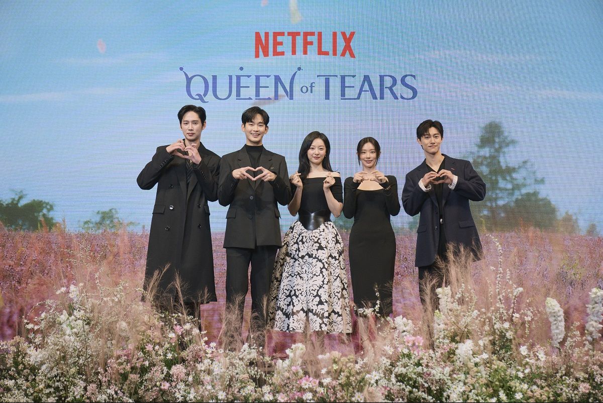 Rayakan Kesuksesan, Para Cast dan Kru Queen of Tears Akan Berlibur Bersama