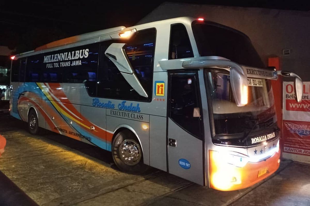 Bus AKAP Rosalia Indah