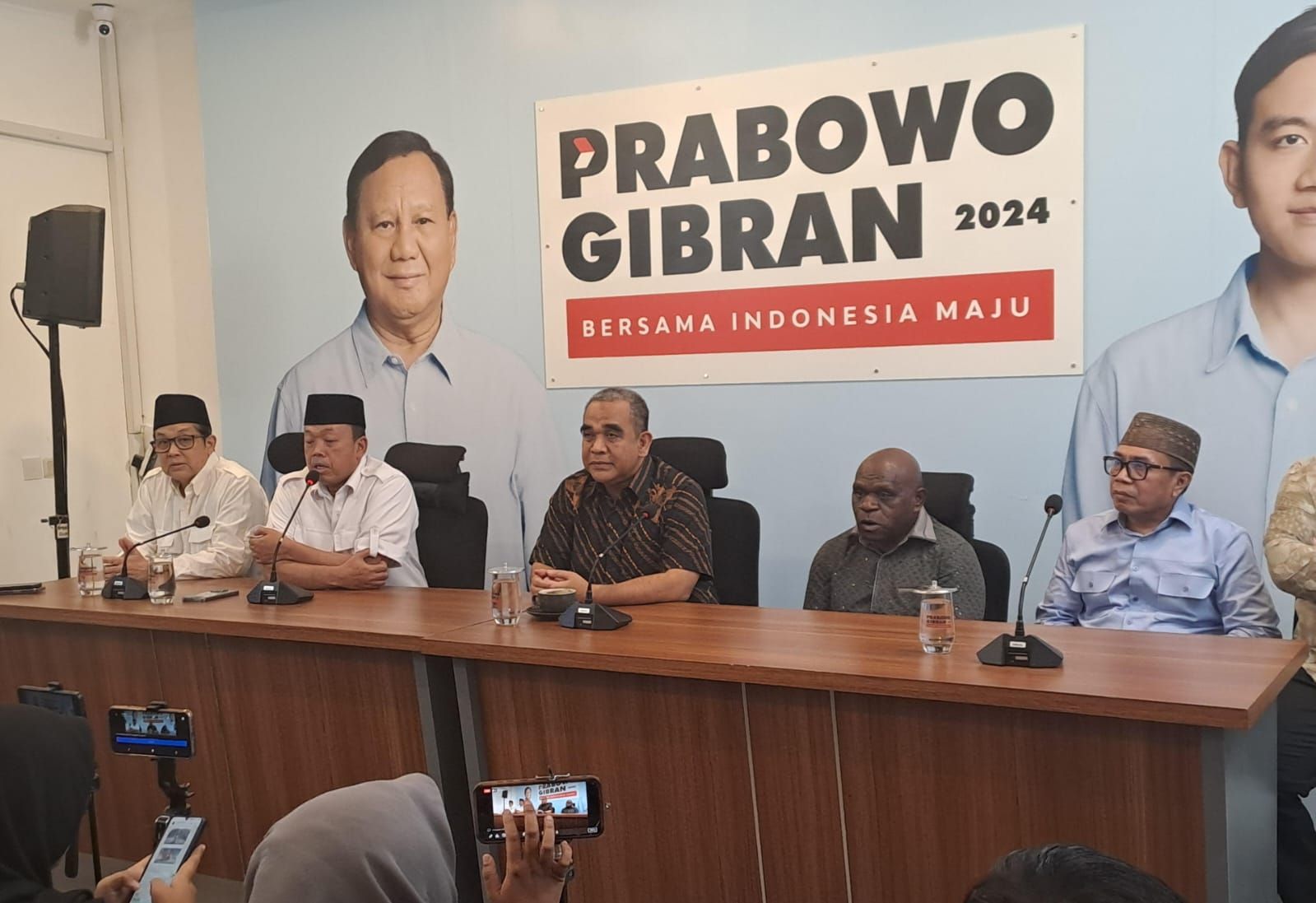 TKN Sebut Prabowo Hormati 