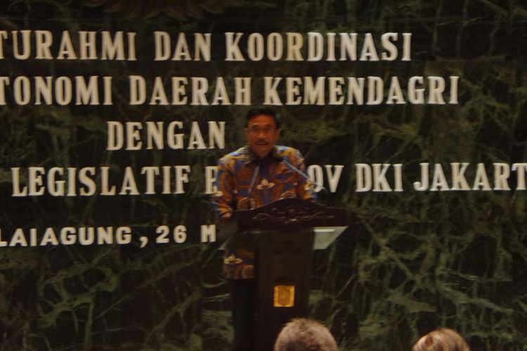 Pelaksana tugas Gubernur DKI Jakarta Djarot Saiful Hidayat  di Balai Kota DKI Jakarta, Jalan Medan Merdeka Selatan, Jumat (26/5/2017). 