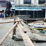 Lantai Pasar Ikan Tanjungpinang Kembali Ambruk, Warga Ikut Terjun ke Laut