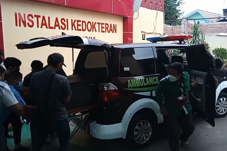 Jenazah RS, korban mutilasi di Kedungwaringin, Kabupaten Bekasi, telah diserahkan ke pihak keluarga, Selasa (30/11/2021).