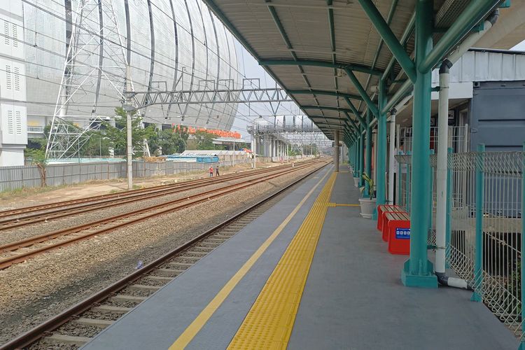 Berapa Lama Jalan Kaki dari Stasiun JIS ke Stadion Jakarta International Stadium?