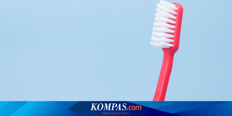 Cara Menghilangkan Karang Gigi dengan Alami