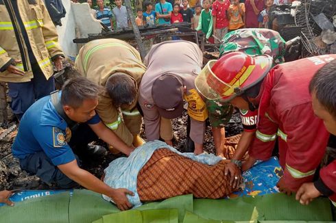 Kebakaran Rumah di Bogor Diduga karena Charger Handphone, Seorang Nenek Tewas Tak Bisa Selamatkan Diri