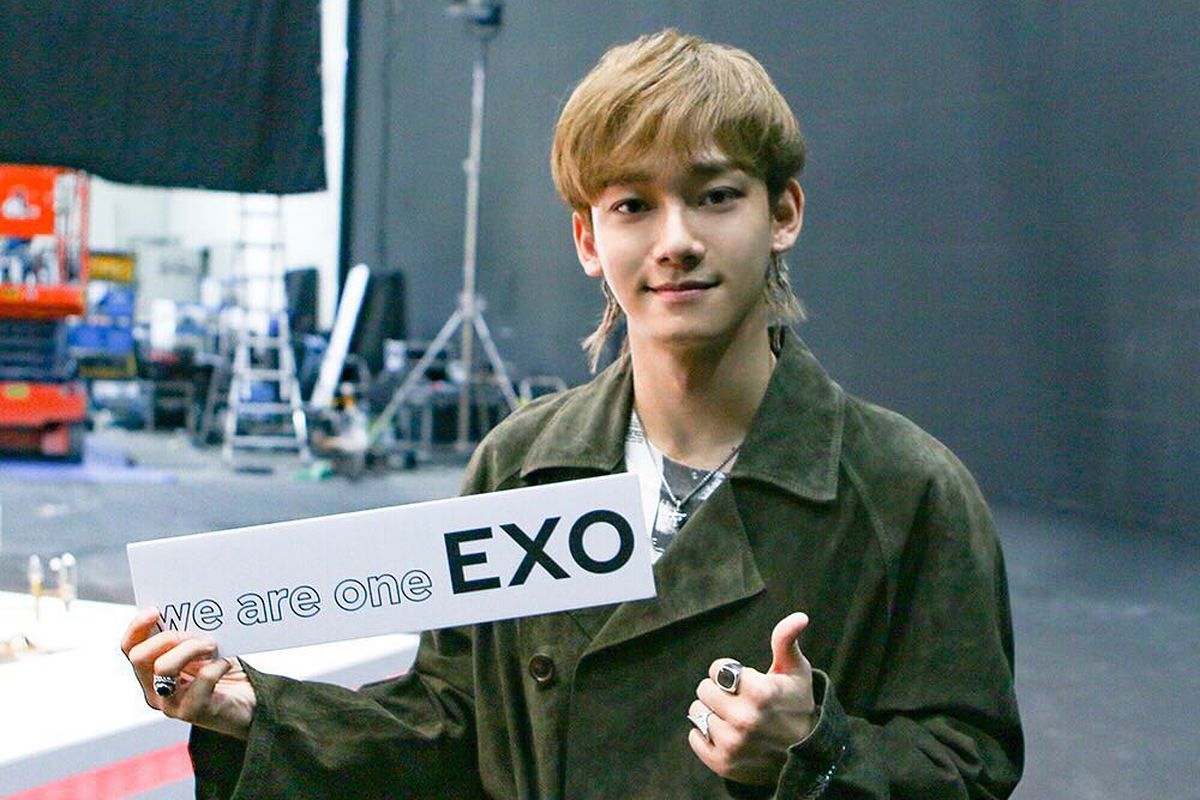 Salah satu member boyband EXo, Chen, yang akan merilis album solo tahun ini.