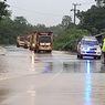Hujan Deras Sejak Subuh, Jalan Trans Kalimantan di Tanah Bumbu Kalsel Terendam Banjir