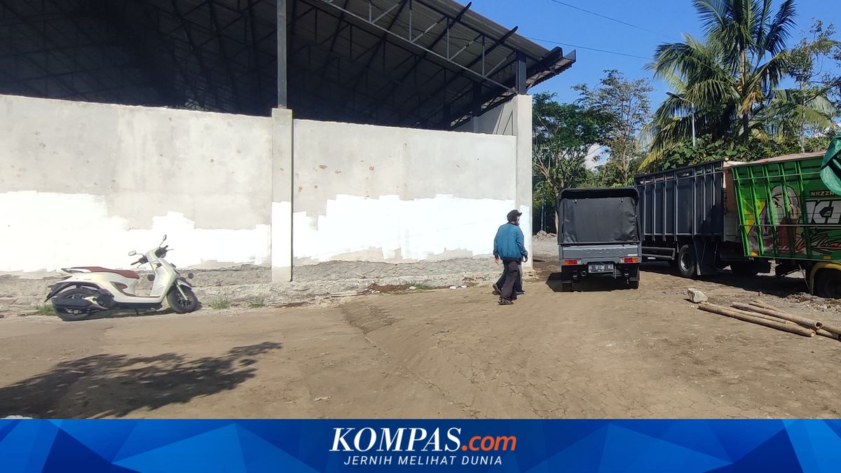 Koperasi 'Merah Putih' Rampas Jalan Rakyat! Pembangunan Disetop Gara-Gara Viral!