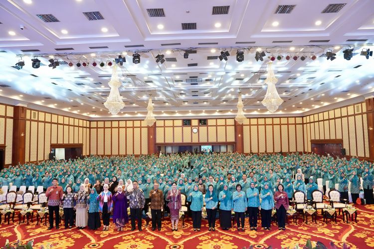 Ketum TP PKK Ajak Pengurus dan Kader Perkuat Literasi Keuangan Keluarga