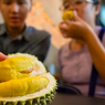 4 Cara Cuci Tangan Usai Makan Durian, Efektif Hilangkan Bau
