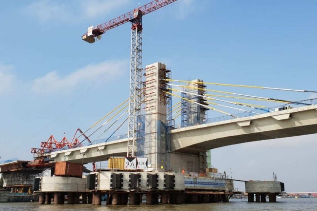 Pembangunan Jembatan Musi IV di Palembang, Sumatera Selatan.