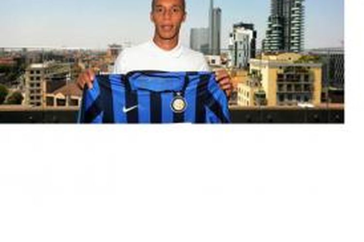 Pemain baru Inter Milan, Joao Miranda.