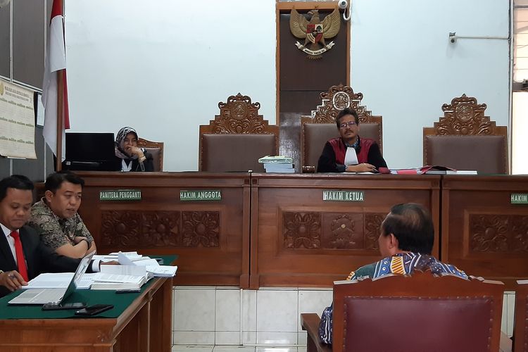 Pengadilan Negeri Jakarta Selatan menggelar sidang praperarilan dalam agenda menghadirkan saksi ahli dari UII Yogyakarta, Ari Setiawan.