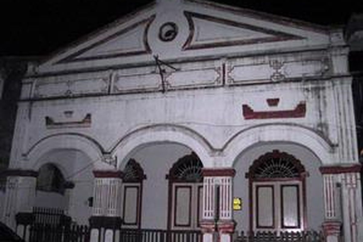 Sebuah bangunan tua dari kota Sawahlunto