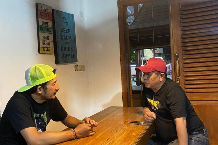 Isa Bajaj didampingi Kepala Dinas Pengendalian Penduduk, Keluarga Berencana, Pemberdayaan Perempuan dan Perlindungan Anak (Dinas PPKB PP dan PA) Kabupaten Magetan Miftahudin.