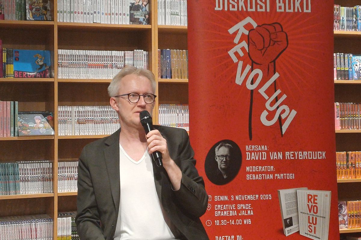 Van Reybrouck Rilis Buku Revolusi, David Van Reybrouck Sebut Sejarah Indonesia Sangat ...