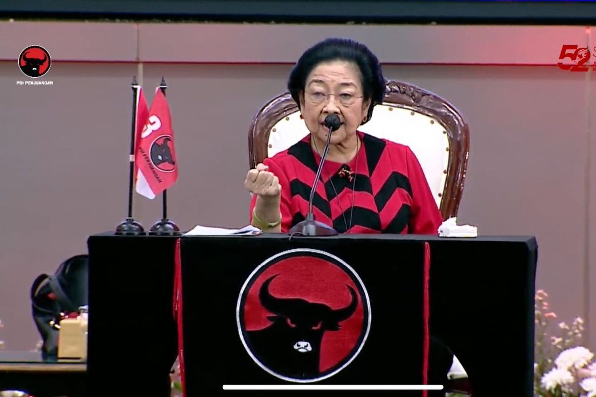 Megawati ke Kader PDI-P: Siapa yang Tidak Nurut dengan Saya, Keluar Saja