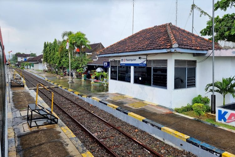 Stasiun Pasarnguter di Sukoharjo, Jawa Tengah.